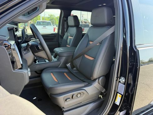 New 2026 GMC Sierra 2500 AT4 w/ AT4 Premium Plus Package AWD/4WD image 15