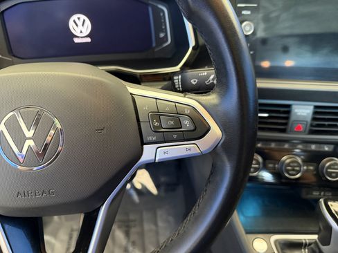 Used 2024 Volkswagen Jetta SEL FWD image 16