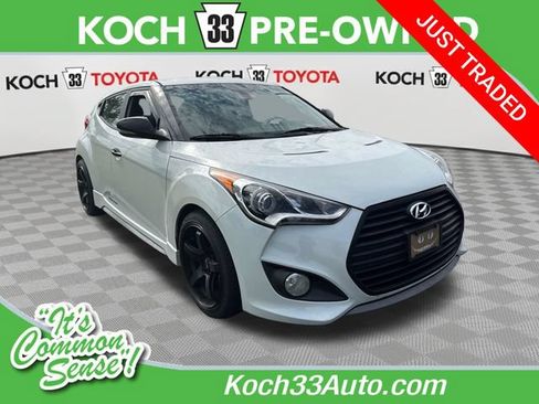 Used 2015 Hyundai Veloster Turbo FWD image 1