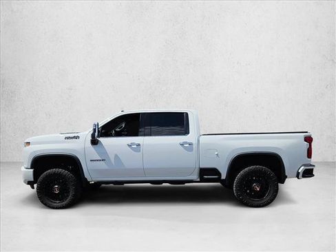 Used 2022 Chevrolet Silverado 3500 High Country w/ Z71 Off-Road Package AWD/4WD image 8