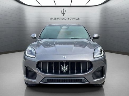New 2025 Maserati Grecale GT image 10