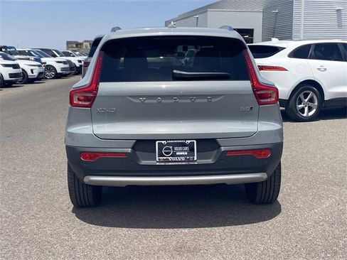New 2025 Volvo XC40 B5 Core w/ Protection Package Premier image 8