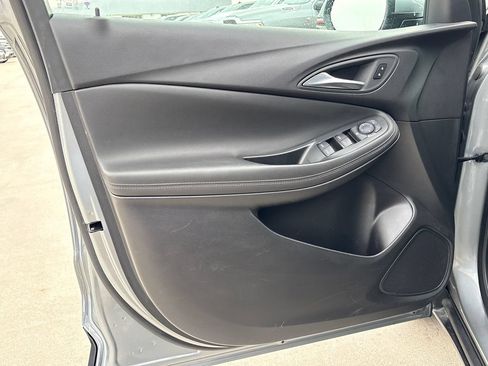 Used 2025 Buick Encore GX Preferred FWD image 14