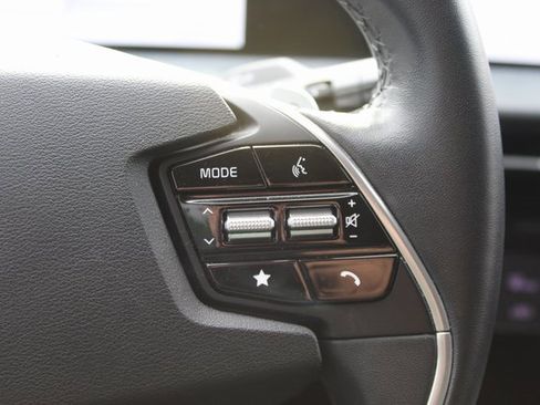 Used 2022 Kia EV6 Wind image 19