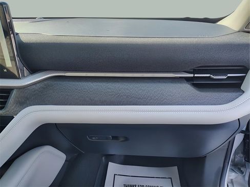 New 2026 Ford Explorer Platinum w/ LUX Leather Package image 36