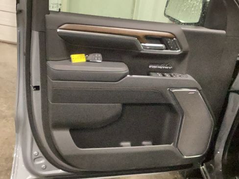 New 2025 Chevrolet Silverado 1500 High Country w/ High Country Premium Package image 14