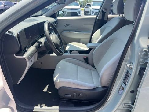Used 2024 Hyundai Kona SEL AWD/4WD image 7