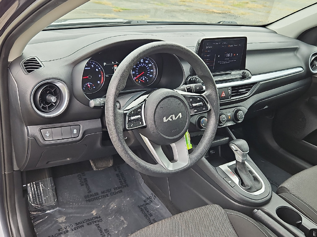 Certified 2023 Kia Forte LXS FWD image 26
