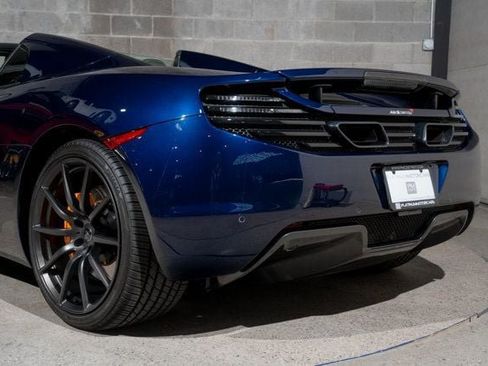 Used 2013 McLaren MP4-12C Spider RWD image 19
