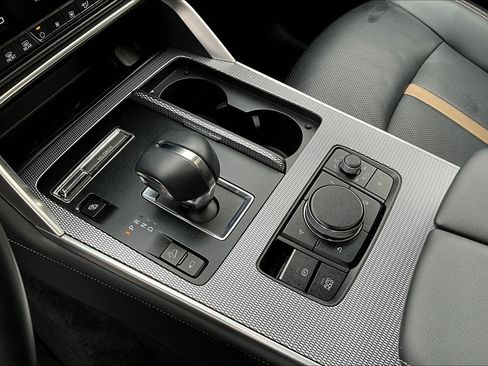 Used 2025 MAZDA CX-90 Plug-In Hybrid w/ Premium Plus image 19