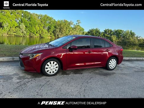 Used 2022 Toyota Corolla LE image 1