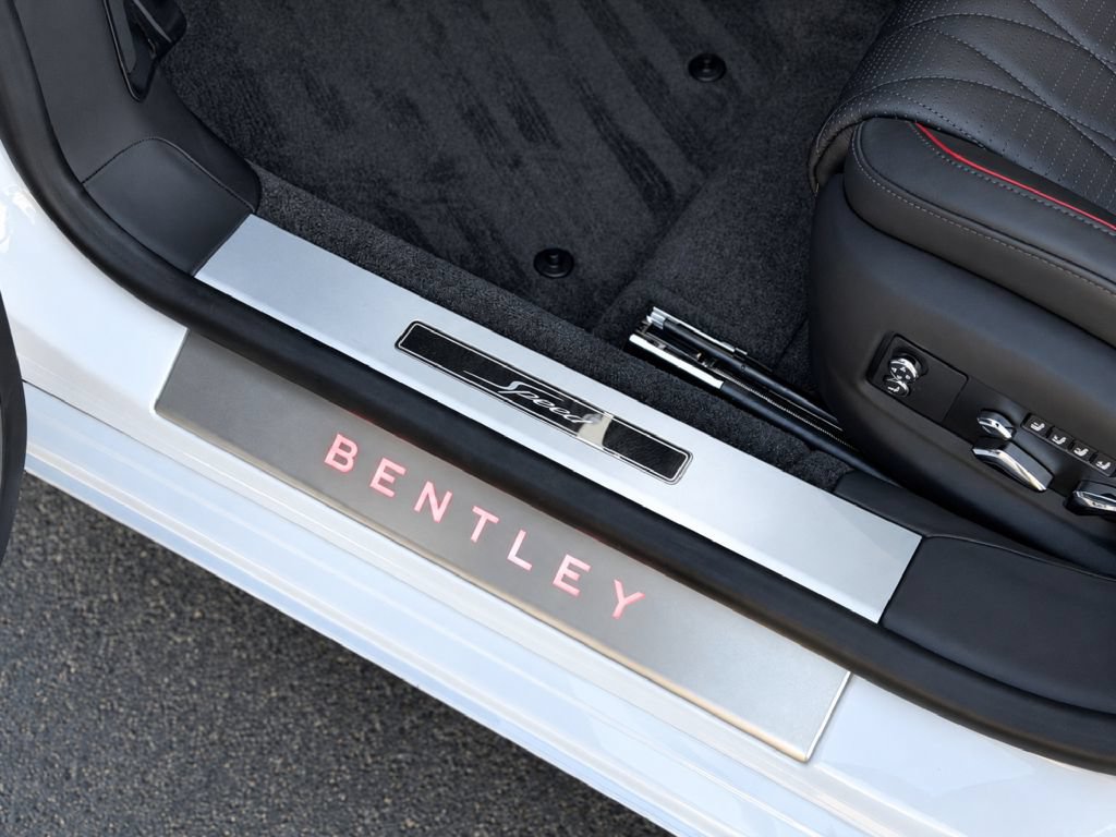 Used 2023 Bentley Flying Spur W12 AWD/4WD image 28