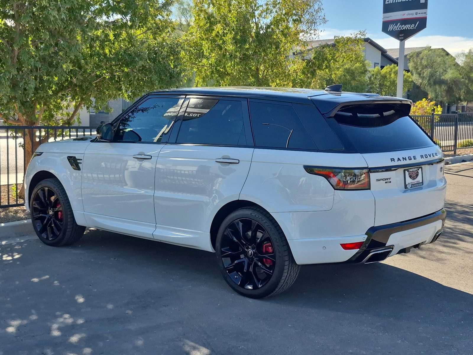 Used 2021 Land Rover Range Rover Sport HST AWD/4WD image 6