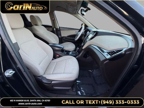 Used 2017 Hyundai Santa Fe Sport w/ 2.4L Value Package 06 image 11