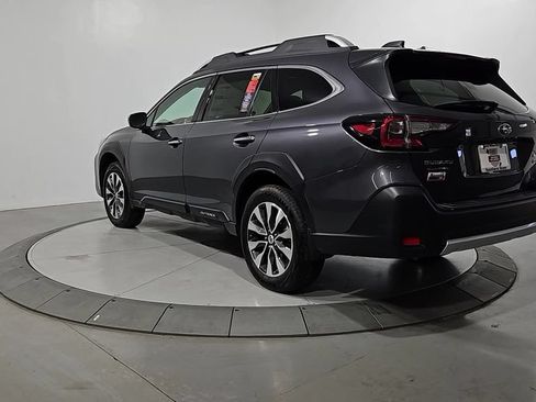 Certified 2025 Subaru Outback Touring AWD/4WD image 3