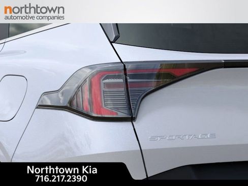 New 2026 Kia Sportage EX image 12