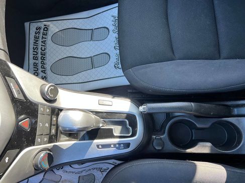 Used 2015 Chevrolet Cruze LT w/ Sun And Sound Package image 18