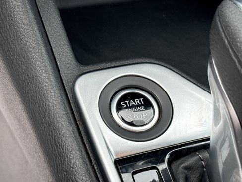 Certified 2024 Nissan Sentra SV FWD image 26