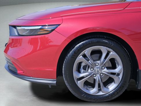 Used 2024 Honda Accord EX image 30