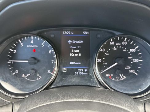 Used 2022 Nissan Rogue Sport SV w/ Technology Package image 17