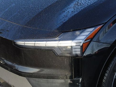 New 2026 Volvo EX30 Plus image 9