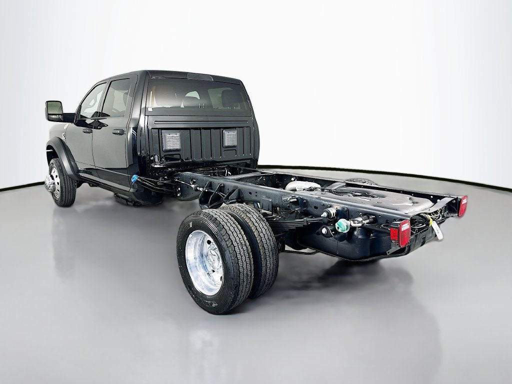New 2026 RAM 4500 Tradesman w/ Chrome Appearance Group AWD/4WD image 5
