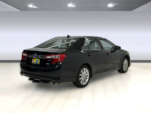 Used 2012 Toyota Camry XLE w/ Leather Pkg image 7
