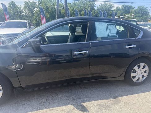 Used 2018 Nissan Altima 2.5 S w/ S Convenience Package FWD image 1
