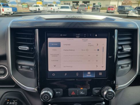 New 2026 RAM 1500 Express AWD/4WD image 9