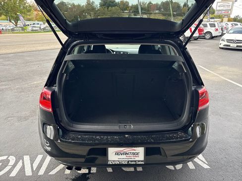 Used 2015 Volkswagen Golf Launch Edition image 16