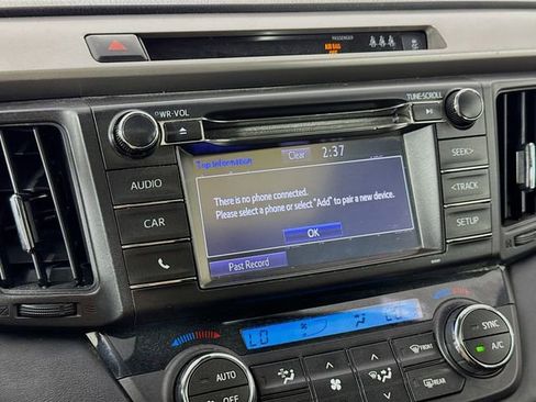 Used 2018 Toyota RAV4 XLE image 35