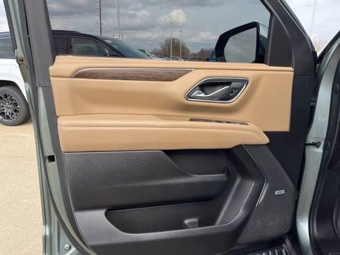 Used 2023 Chevrolet Tahoe Premier image 10