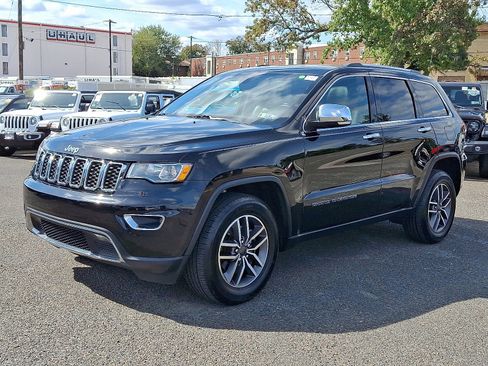 Certified 2020 Jeep Grand Cherokee Limited image 3