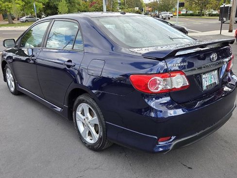 Used 2011 Toyota Corolla S FWD image 11