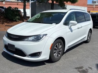 Used 2020 Chrysler Pacifica Touring-L Plus