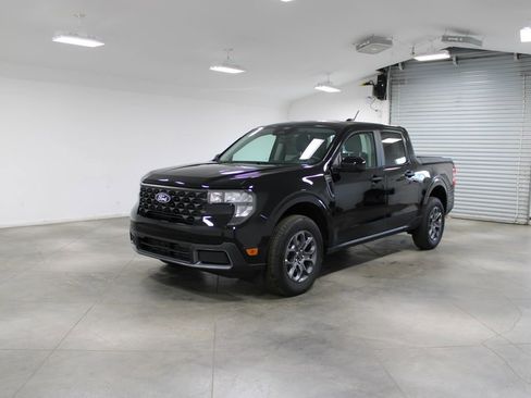 New 2026 Ford Maverick XLT image 3