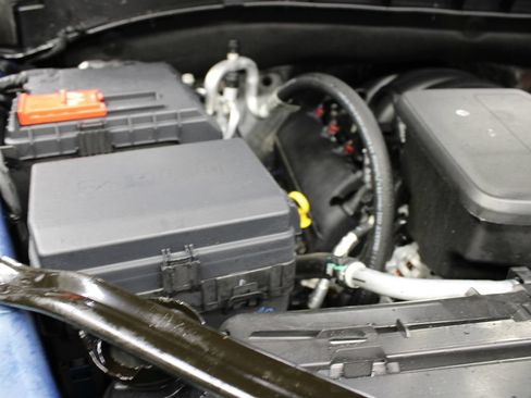 Used 2026 GMC Yukon Denali w/ Sun & Power Step Package AWD/4WD image 37