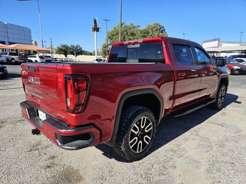 Used 2024 GMC Sierra 1500 AT4 w/ Technology Package image 4