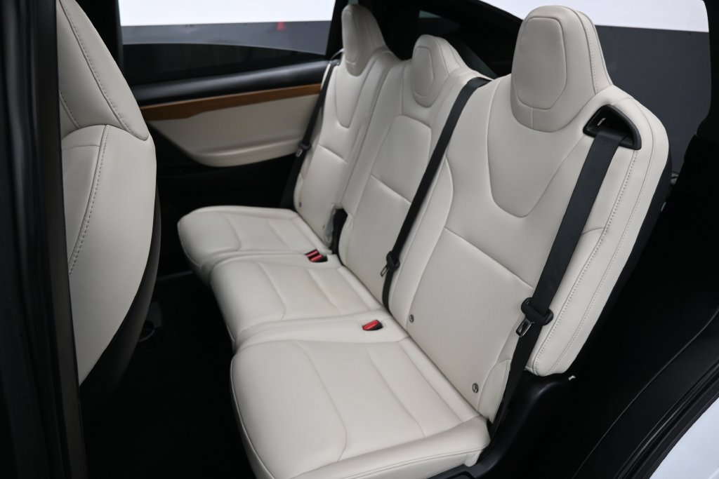 Used 2021 Tesla Model X Long Range AWD/4WD image 23