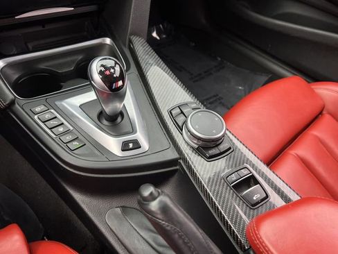 Used 2017 BMW M4 Convertible w/ Executive Package image 23