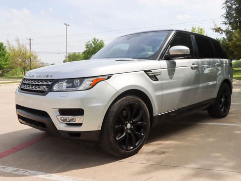 Used 2016 Land Rover Range Rover Sport HSE image 3