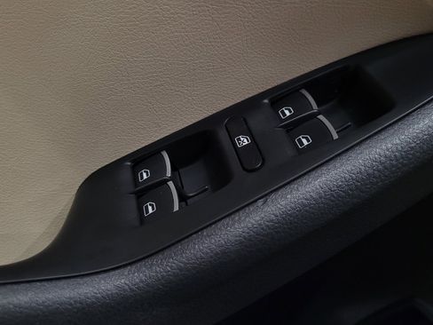 Used 2016 Volkswagen Jetta SEL Premium FWD image 27