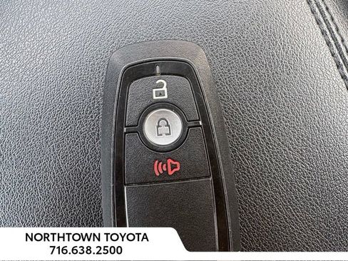 Used 2020 Ford Edge SE AWD/4WD image 28
