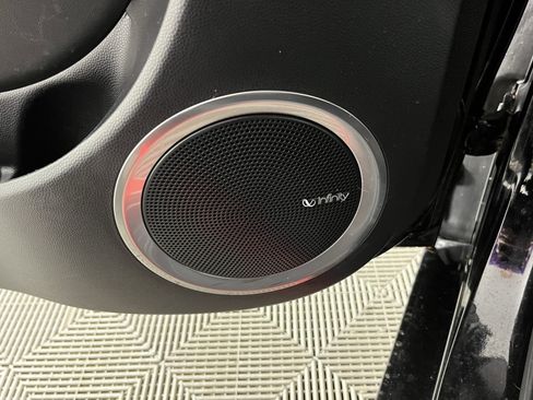 Used 2015 Kia Soul + image 19