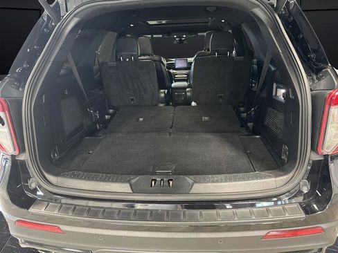 Used 2020 Ford Explorer ST image 18