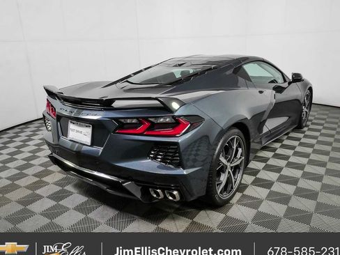 Used 2021 Chevrolet Corvette Stingray Premium Cpe w/ Z51 Performance Package RWD image 3