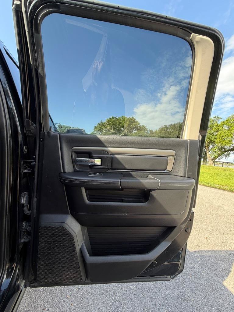 Used 2015 RAM 1500 Sport w/ Convenience Group AWD/4WD image 17