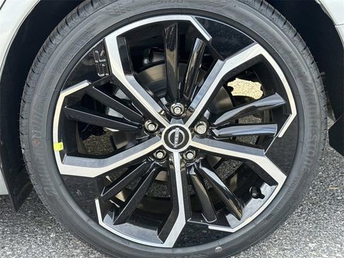 New 2025 Nissan Altima 2.5 SR image 17