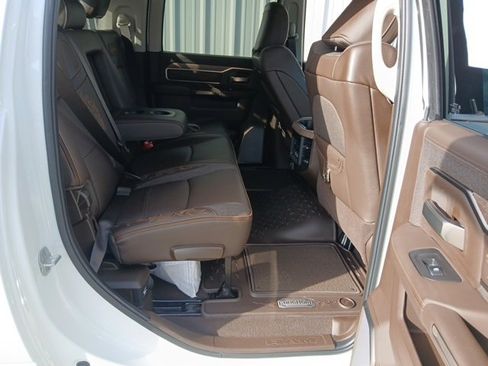 New 2026 RAM 2500 Limited image 27