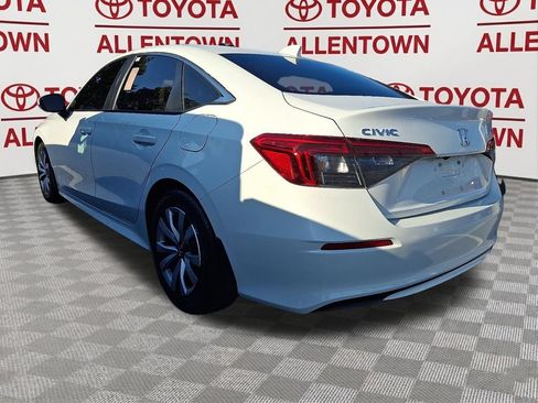Used 2022 Honda Civic LX image 4